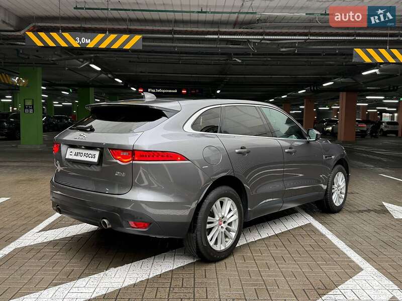 Внедорожник / Кроссовер Jaguar F-Pace 2017 в Киеве