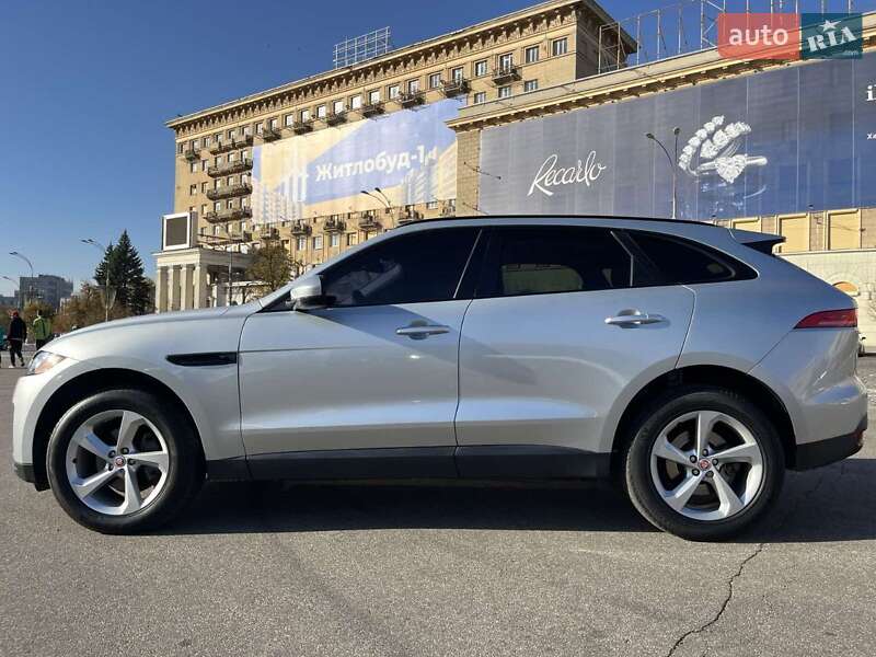 Внедорожник / Кроссовер Jaguar F-Pace 2016 в Харькове фото 7 Внедорожник / Кроссовер Jaguar F-Pace 2016 в Харькове