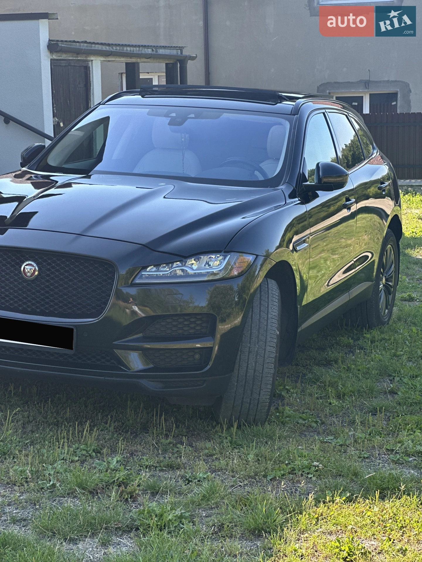 2018 Jaguar F-Pace - мініатюра 12