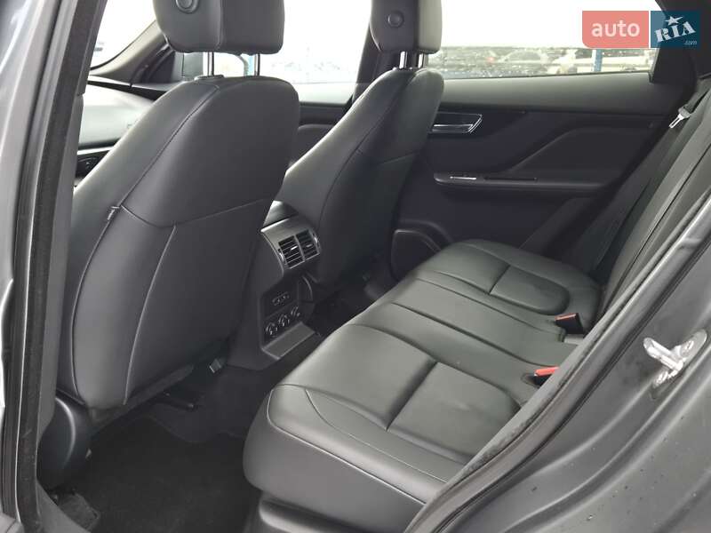 Внедорожник / Кроссовер Jaguar F-Pace 2016 в Киеве фото 18 Внедорожник / Кроссовер Jaguar F-Pace 2016 в Киеве