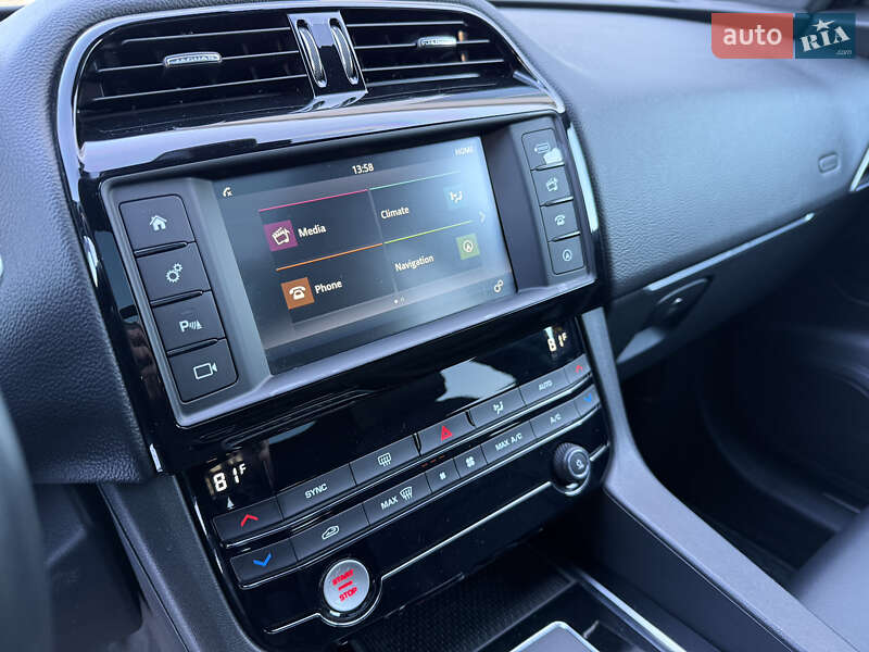 Позашляховик / Кросовер Jaguar F-Pace 2018 в Рівному