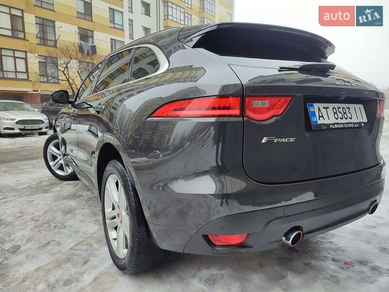 Внедорожник / Кроссовер Jaguar F-Pace 2017 в Ивано-Франковске