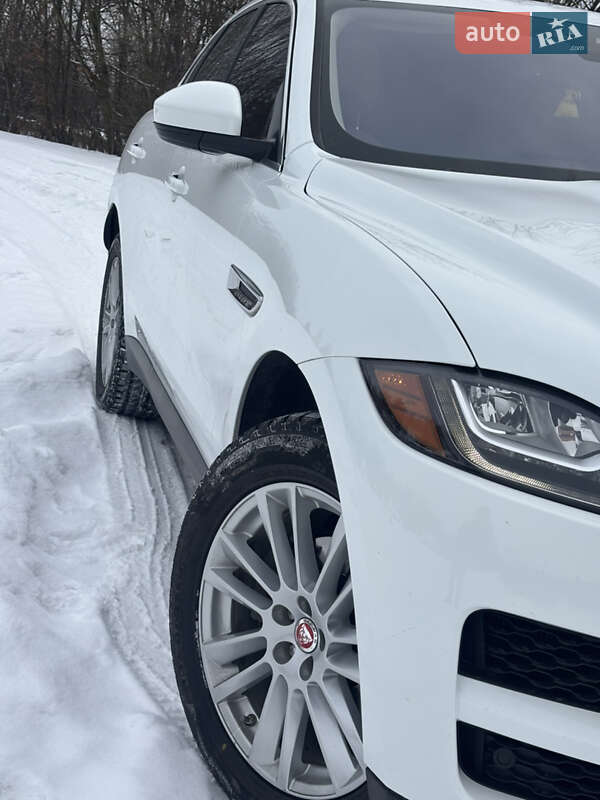 Внедорожник / Кроссовер Jaguar F-Pace 2016 в Львове