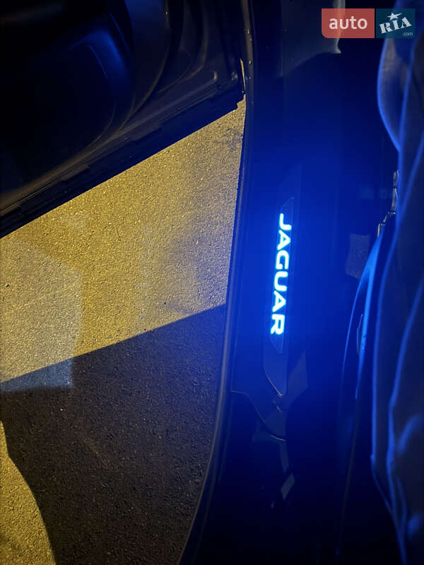Позашляховик / Кросовер Jaguar F-Pace 2020 в Києві фото 42 Позашляховик / Кросовер Jaguar F-Pace 2020 в Києві