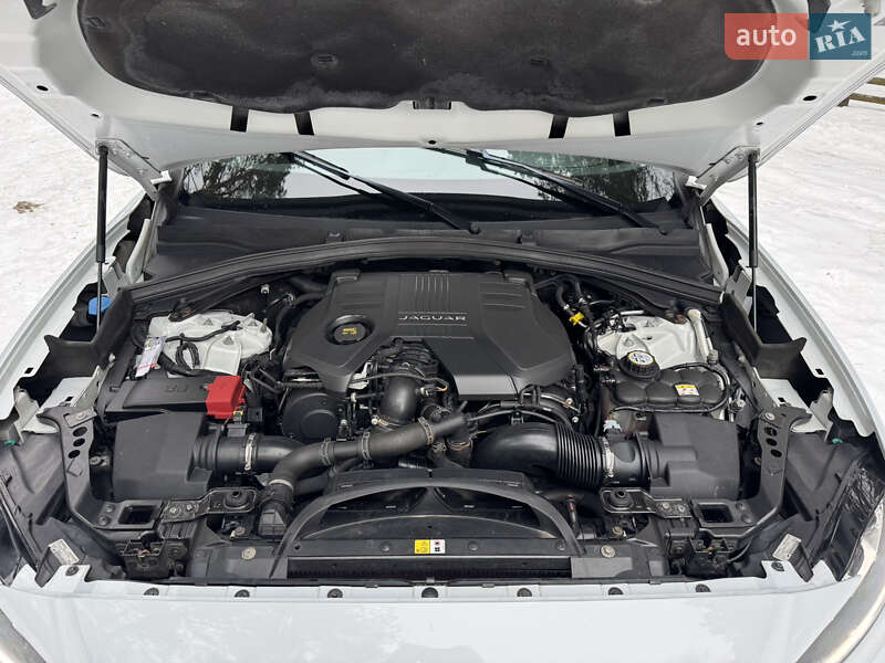 Внедорожник / Кроссовер Jaguar F-Pace 2017 в Ковеле