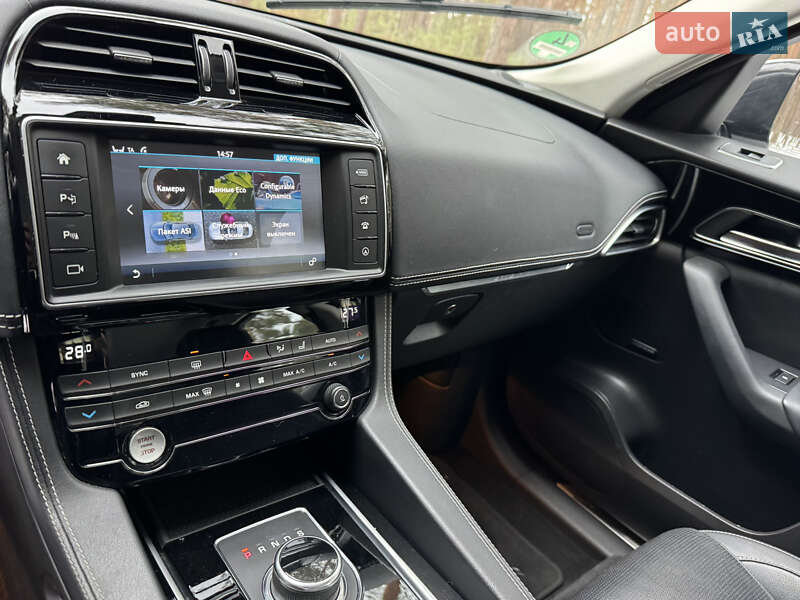 Внедорожник / Кроссовер Jaguar F-Pace 2017 в Ковеле