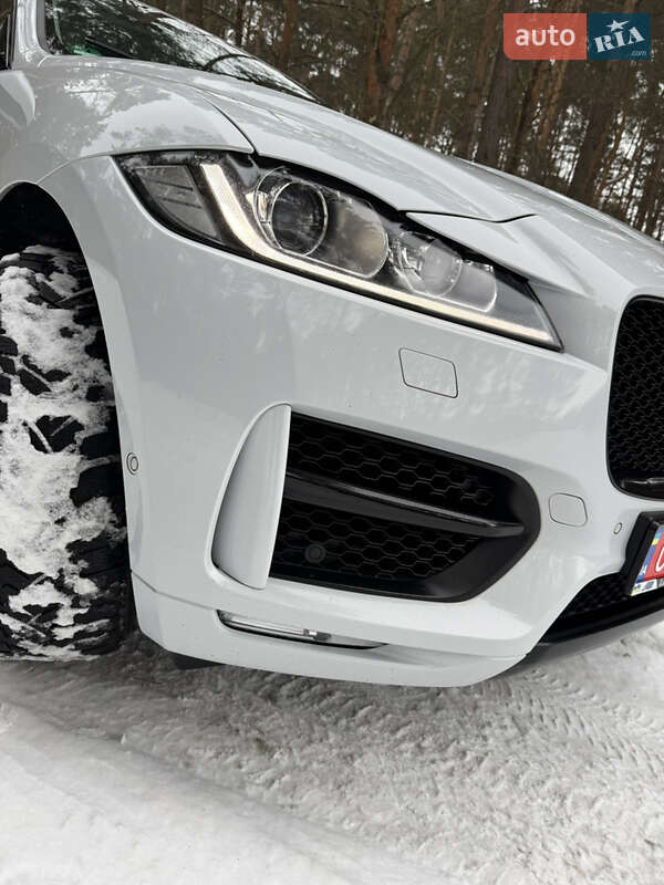 Внедорожник / Кроссовер Jaguar F-Pace 2017 в Ковеле