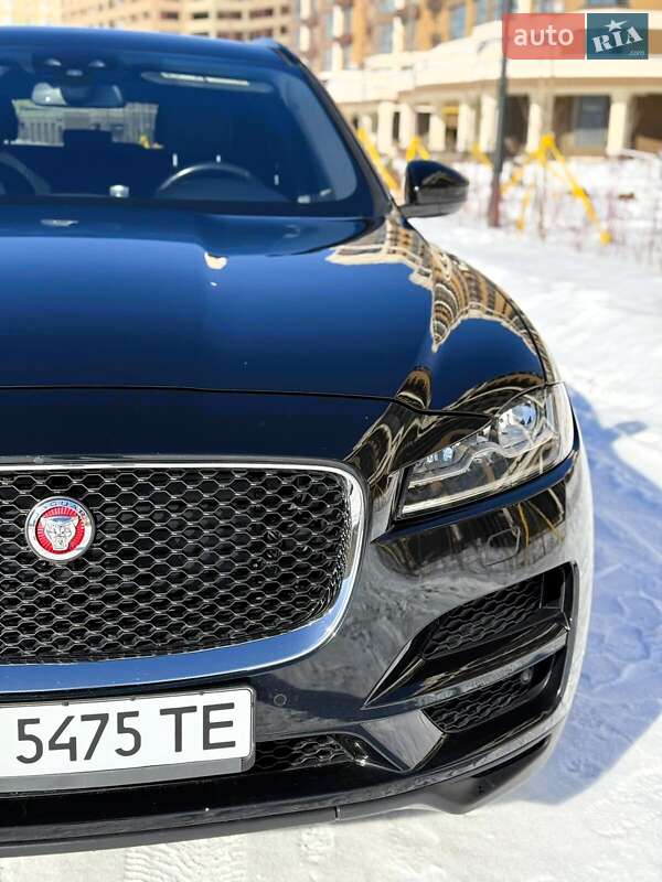 Внедорожник / Кроссовер Jaguar F-Pace 2017 в Киеве фото 10 Внедорожник / Кроссовер Jaguar F-Pace 2017 в Киеве