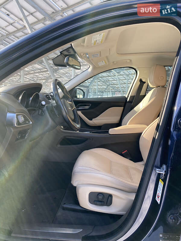 Внедорожник / Кроссовер Jaguar F-Pace 2017 в Львове