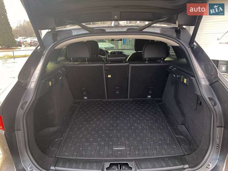 Внедорожник / Кроссовер Jaguar F-Pace 2017 в Кропивницком