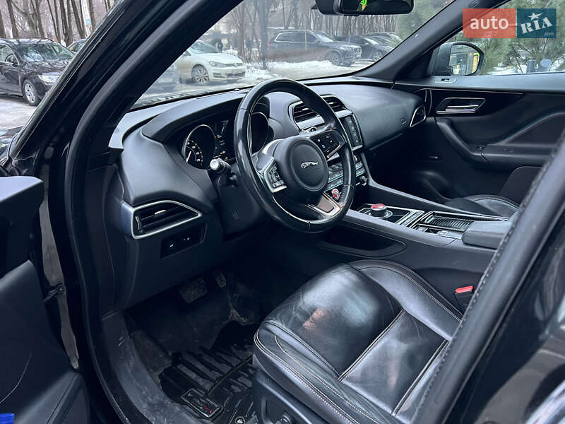 Позашляховик / Кросовер Jaguar F-Pace 2018 в Львові