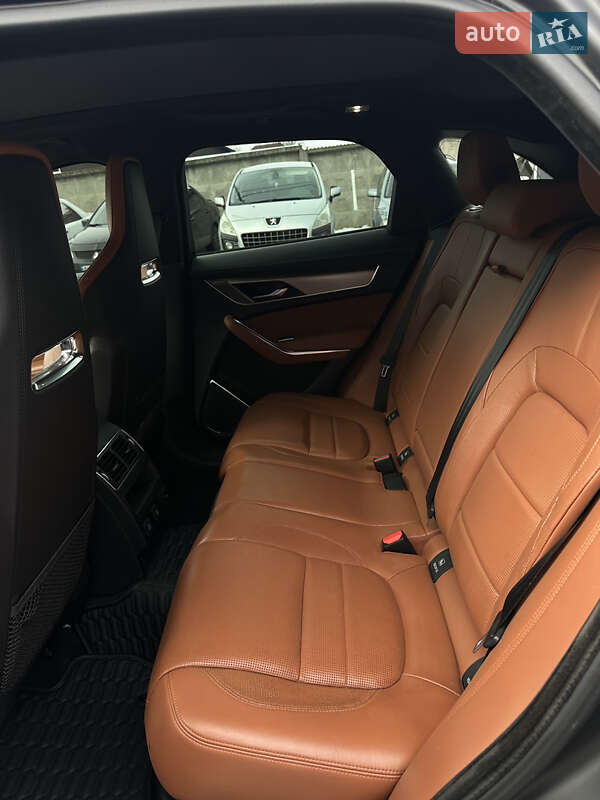 Внедорожник / Кроссовер Jaguar F-Pace 2023 в Киеве