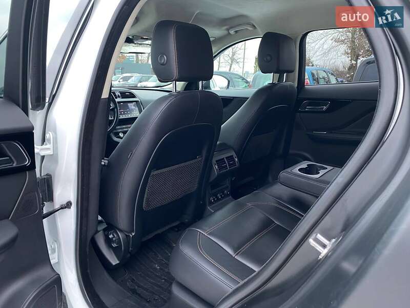Внедорожник / Кроссовер Jaguar F-Pace 2018 в Киеве