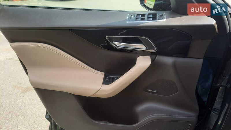 Внедорожник / Кроссовер Jaguar F-Pace 2017 в Львове