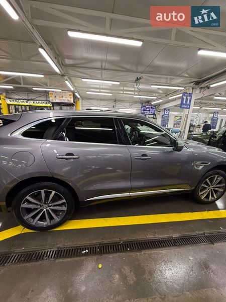 Внедорожник / Кроссовер Jaguar F-Pace 2021 в Черновцах