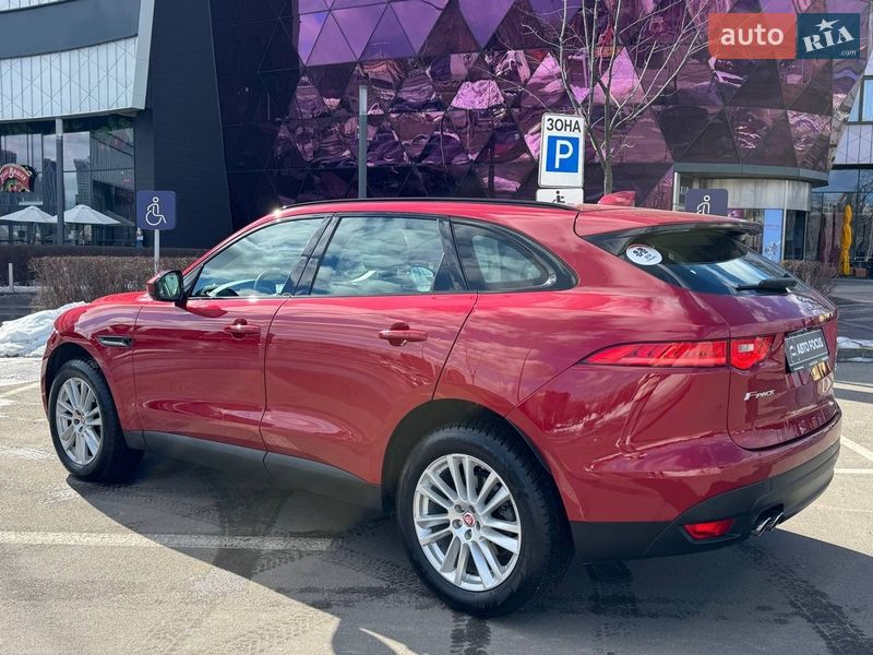 Внедорожник / Кроссовер Jaguar F-Pace 2016 в Киеве