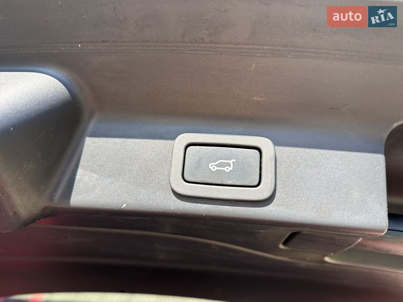 Внедорожник / Кроссовер Jaguar F-Pace 2019 в Корце