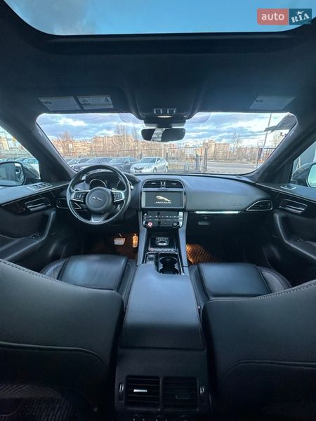 Внедорожник / Кроссовер Jaguar F-Pace 2018 в Киеве