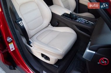 Внедорожник / Кроссовер Jaguar F-Pace 2016 в Киеве