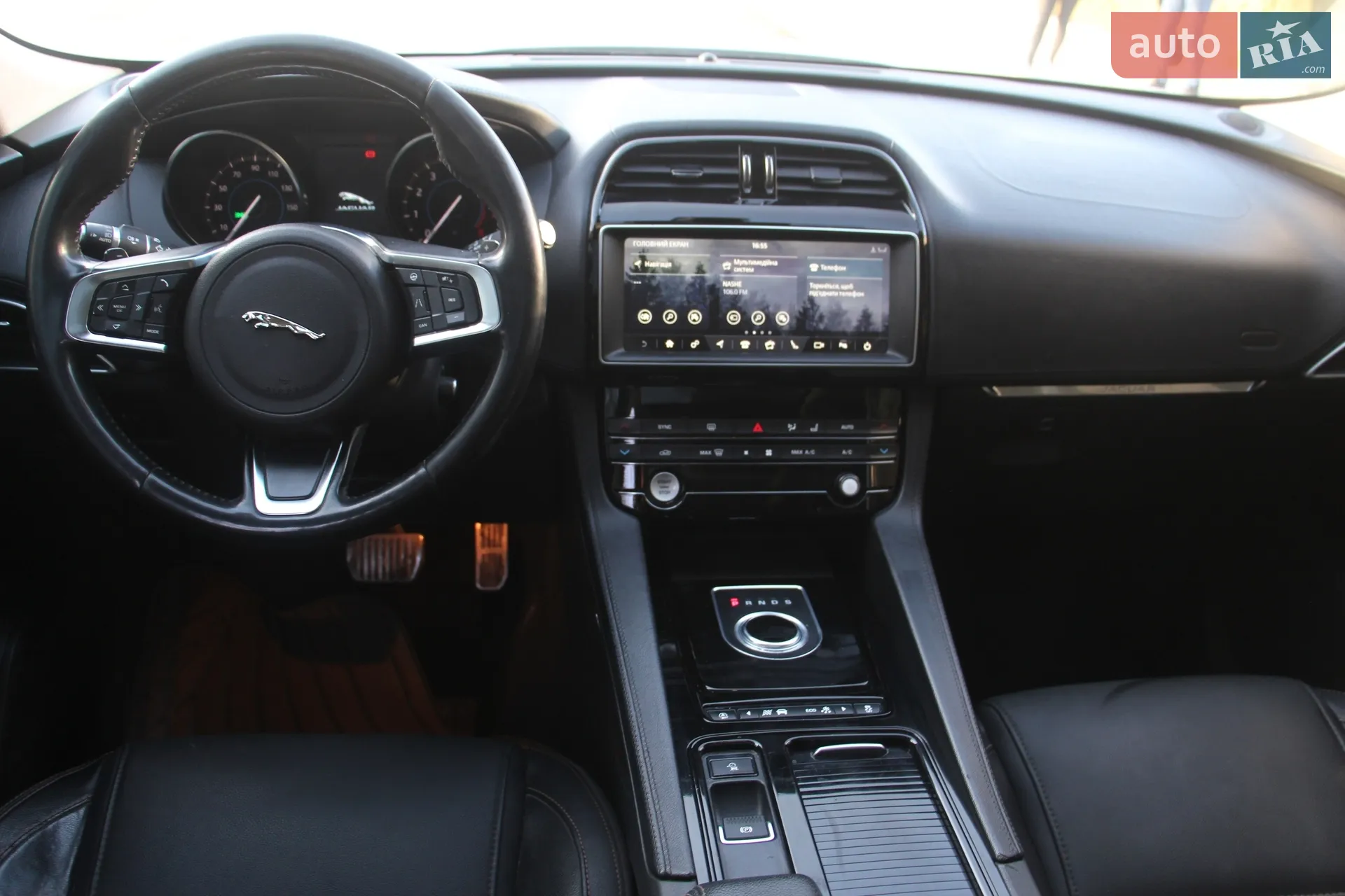 2018 Jaguar F-Pace - мініатюра 14