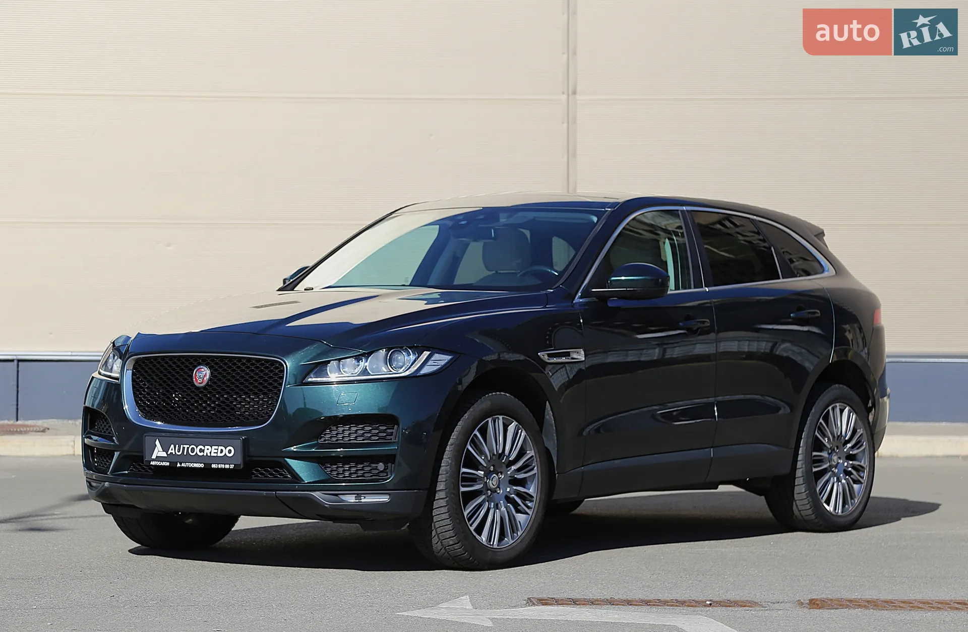 2016 Jaguar F-Pace - мініатюра 3