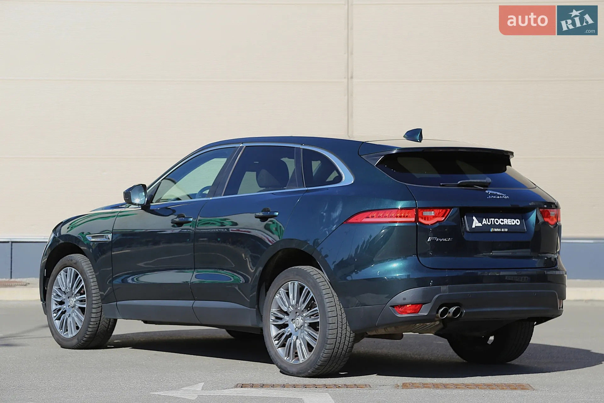 2016 Jaguar F-Pace - мініатюра 5