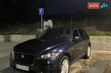 Внедорожник / Кроссовер Jaguar F-Pace 2017 в Киеве