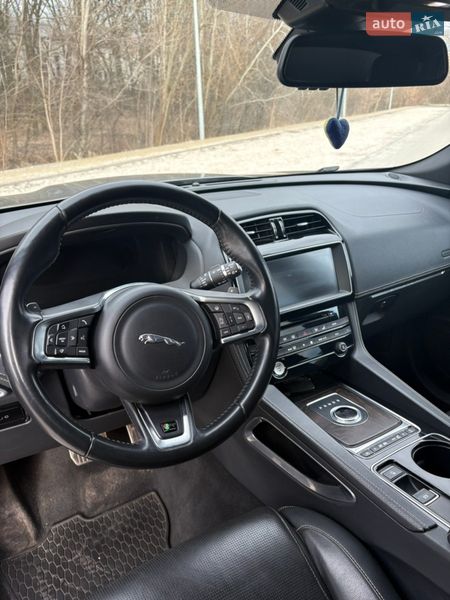Внедорожник / Кроссовер Jaguar F-Pace 2016 в Днепре