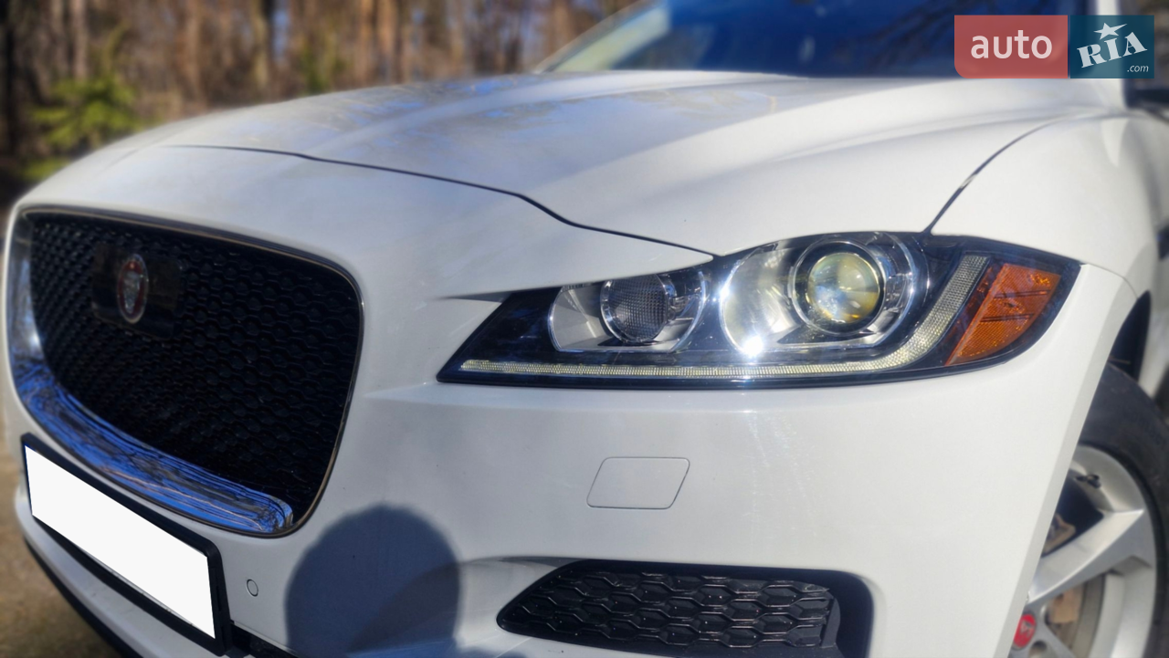 2018 Jaguar F-Pace - мініатюра 48