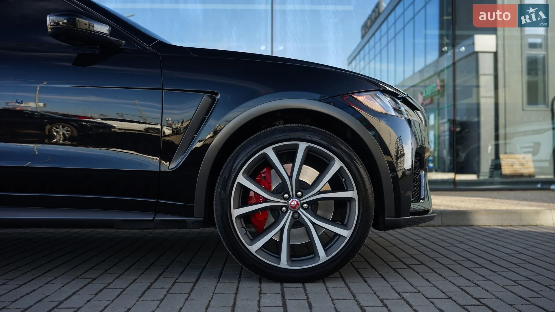 2019 Jaguar F-Pace - мініатюра 14