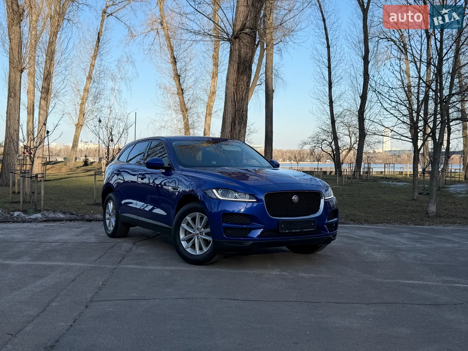 2017 Jaguar F-Pace - мініатюра 2