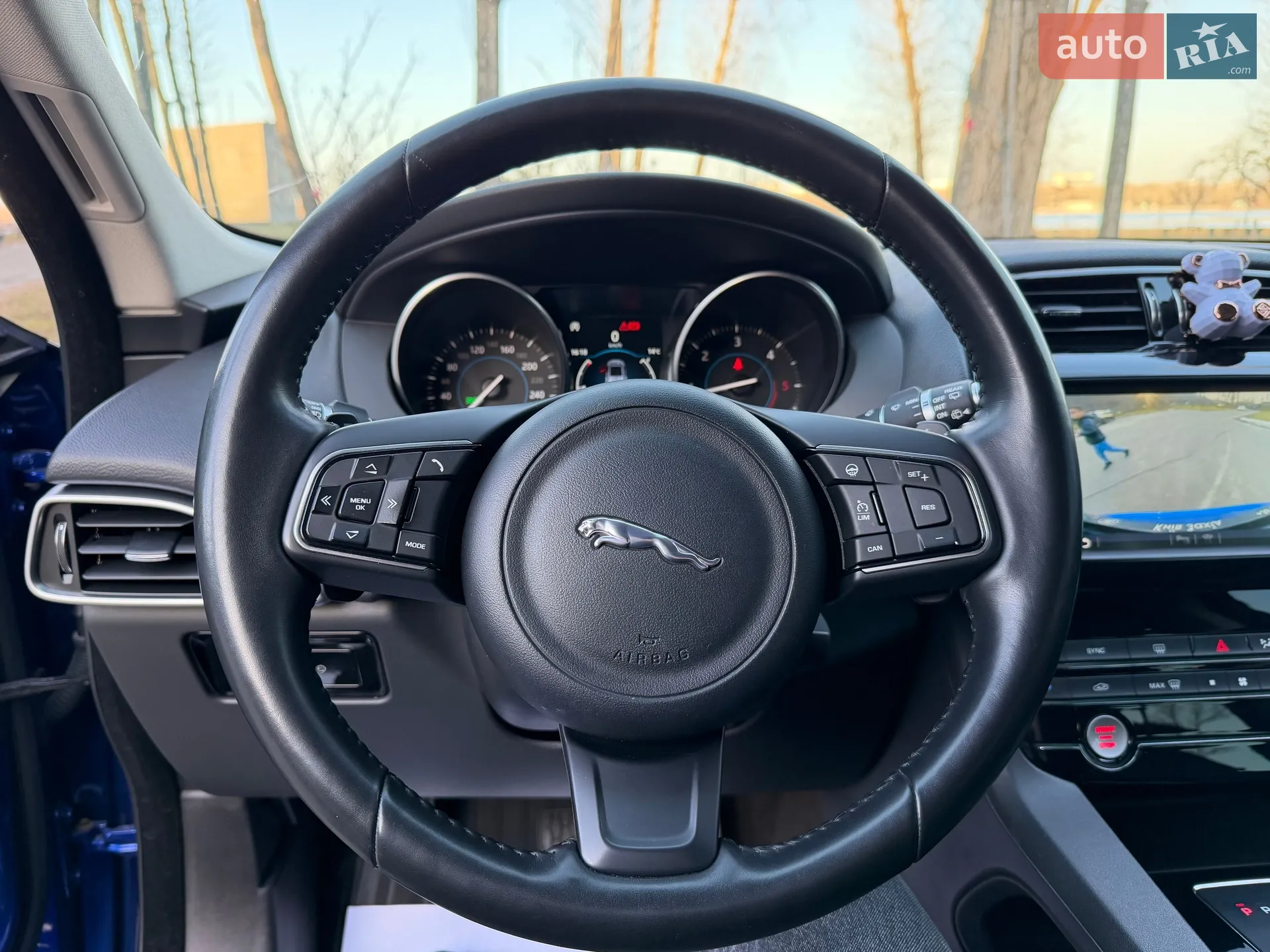 2017 Jaguar F-Pace - мініатюра 111