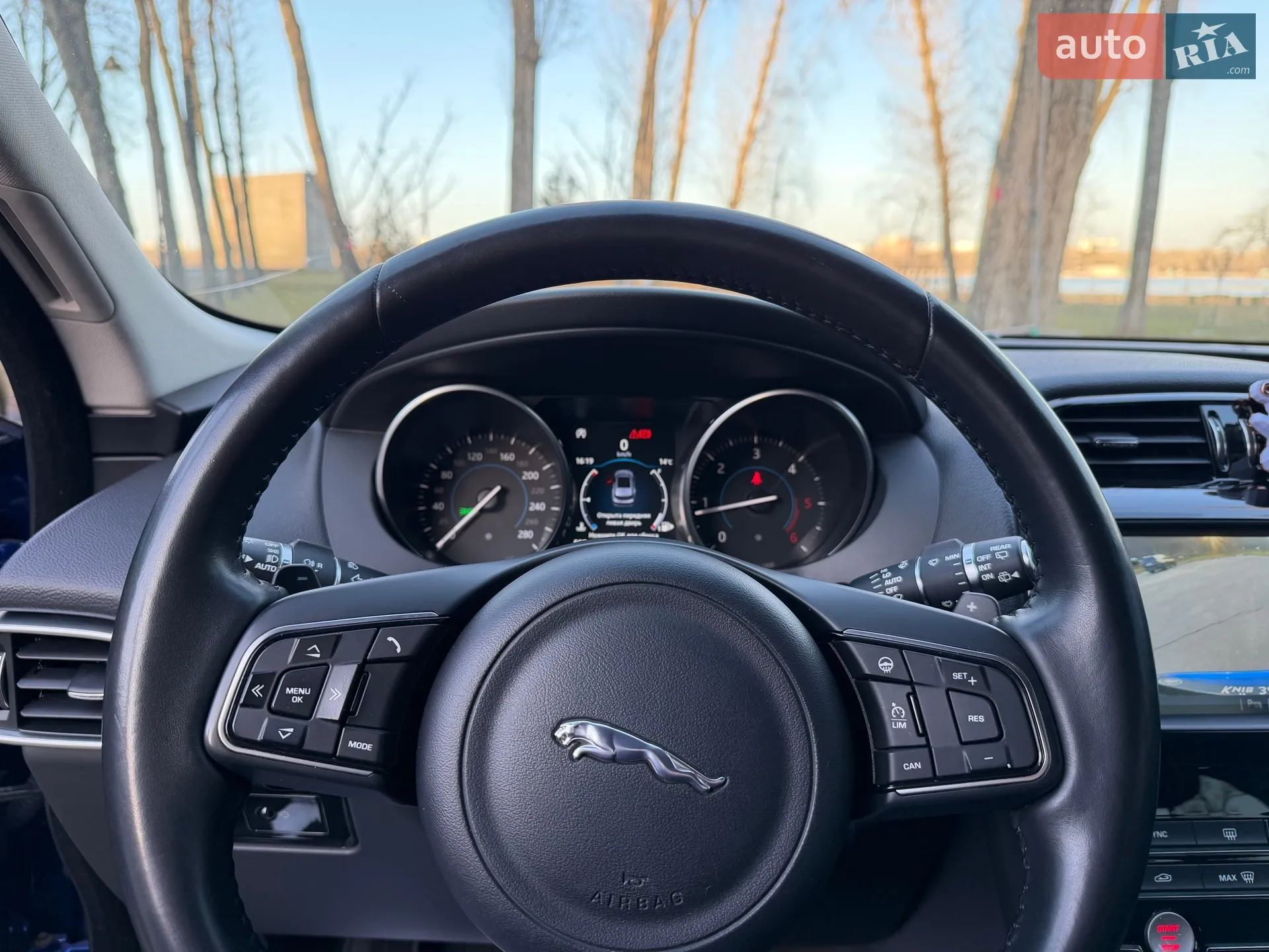 2017 Jaguar F-Pace - мініатюра 112