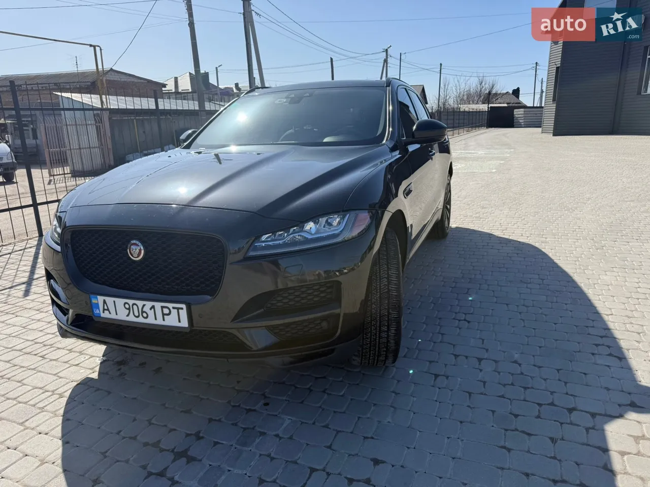 2017 Jaguar F-Pace - мініатюра 23