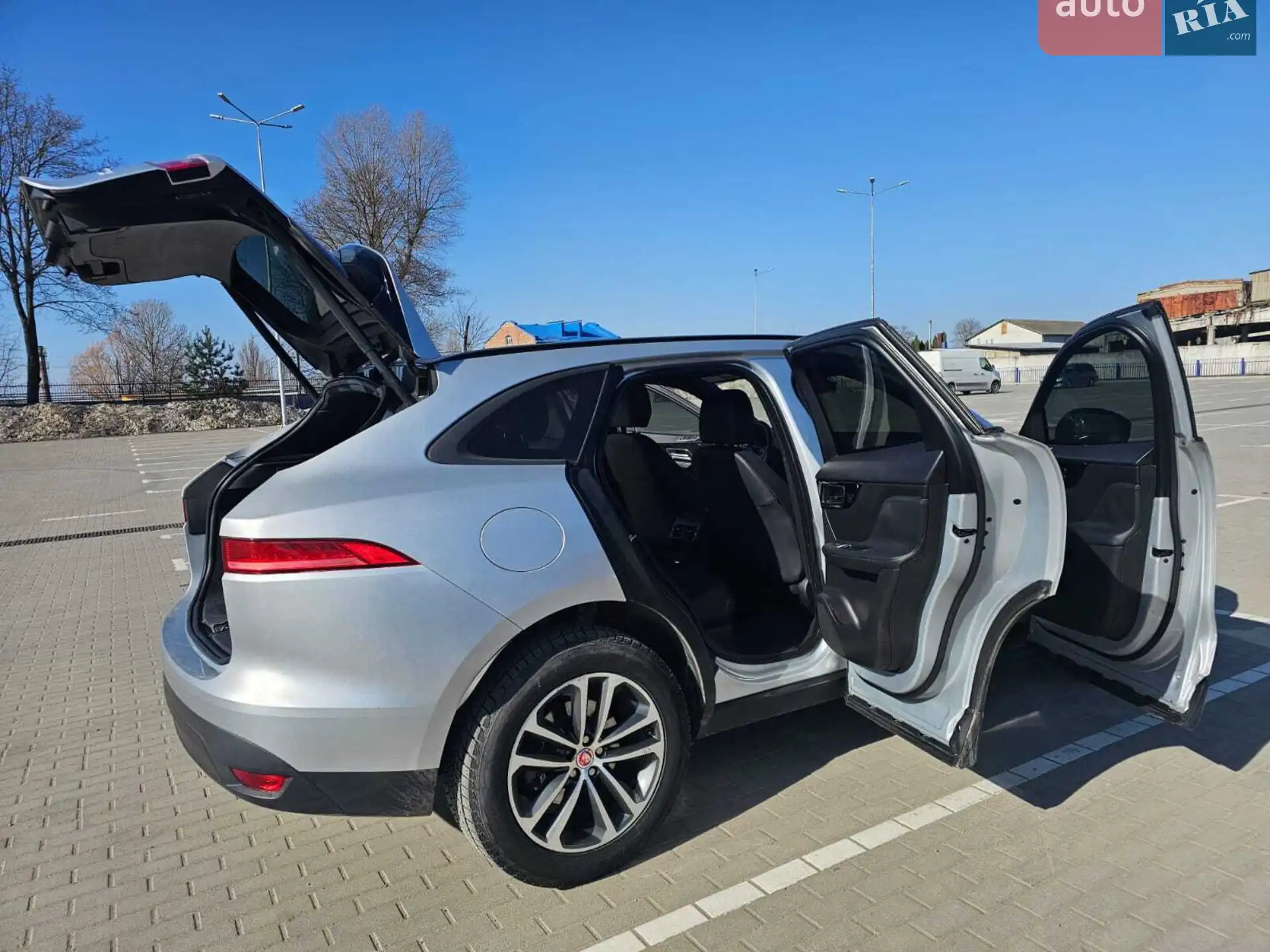 2016 Jaguar F-Pace - мініатюра 18