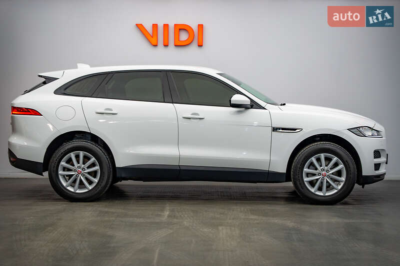Внедорожник / Кроссовер Jaguar F-Pace 2017 в Киеве