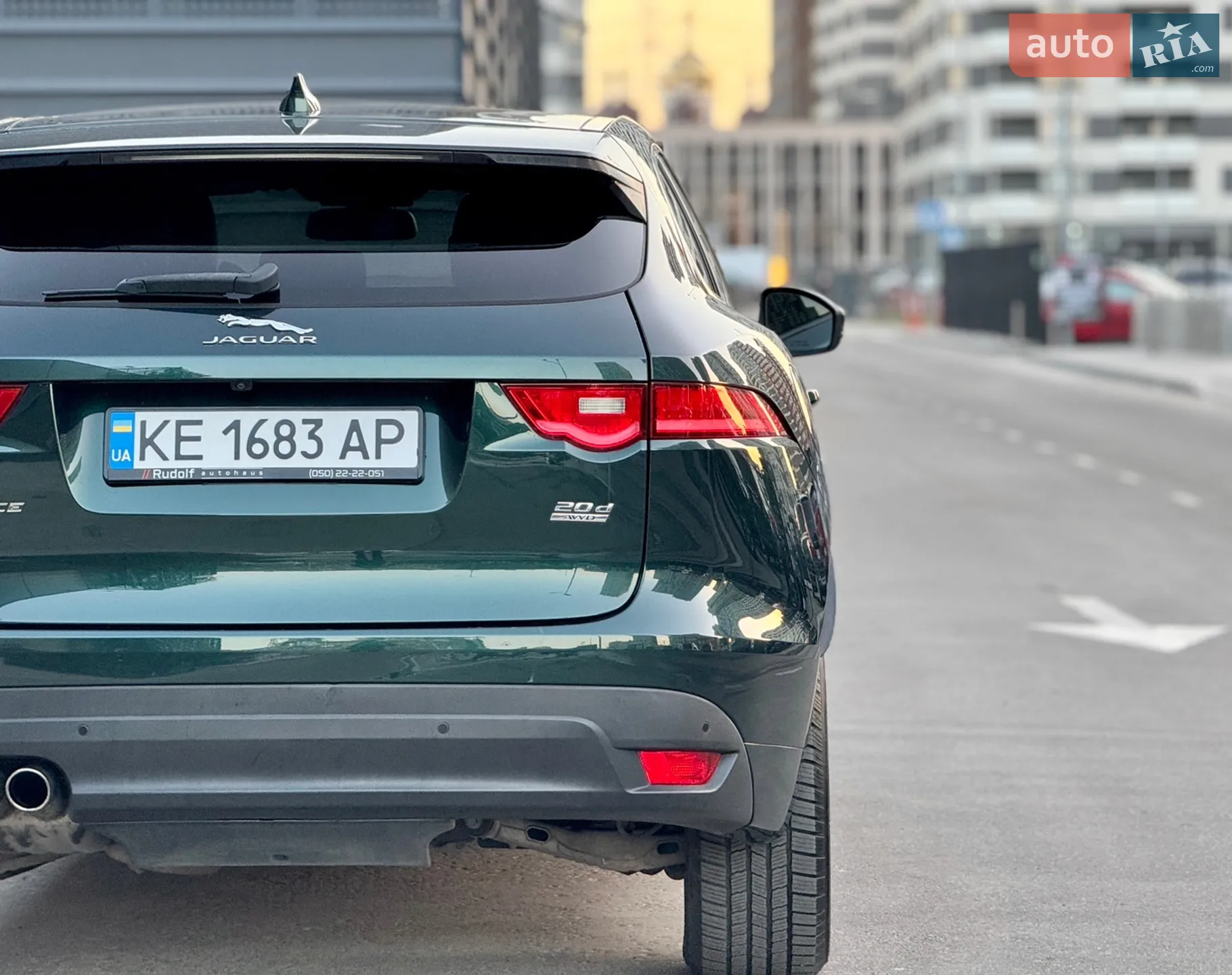 2016 Jaguar F-Pace - мініатюра 16