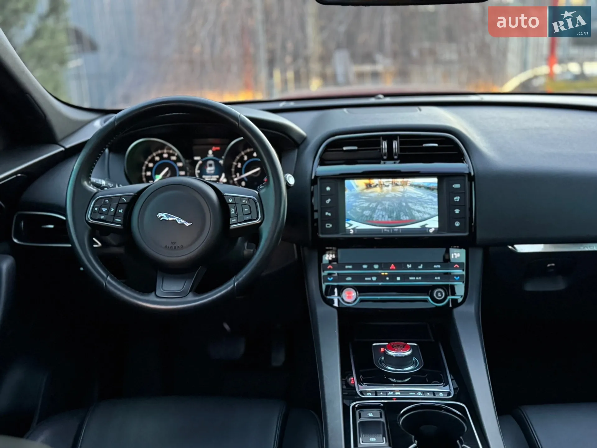 2016 Jaguar F-Pace - мініатюра 41