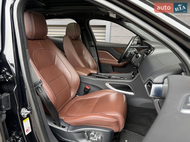 Внедорожник / Кроссовер Jaguar F-Pace 2018 в Киеве фото 16 Внедорожник / Кроссовер Jaguar F-Pace 2018 в Киеве