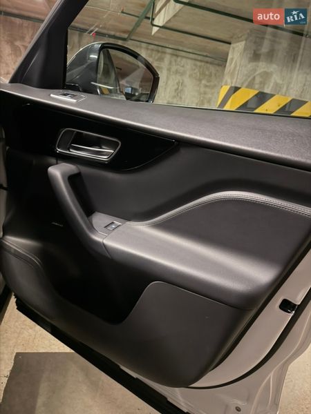 Позашляховик / Кросовер Jaguar F-Pace 2018 в Києві