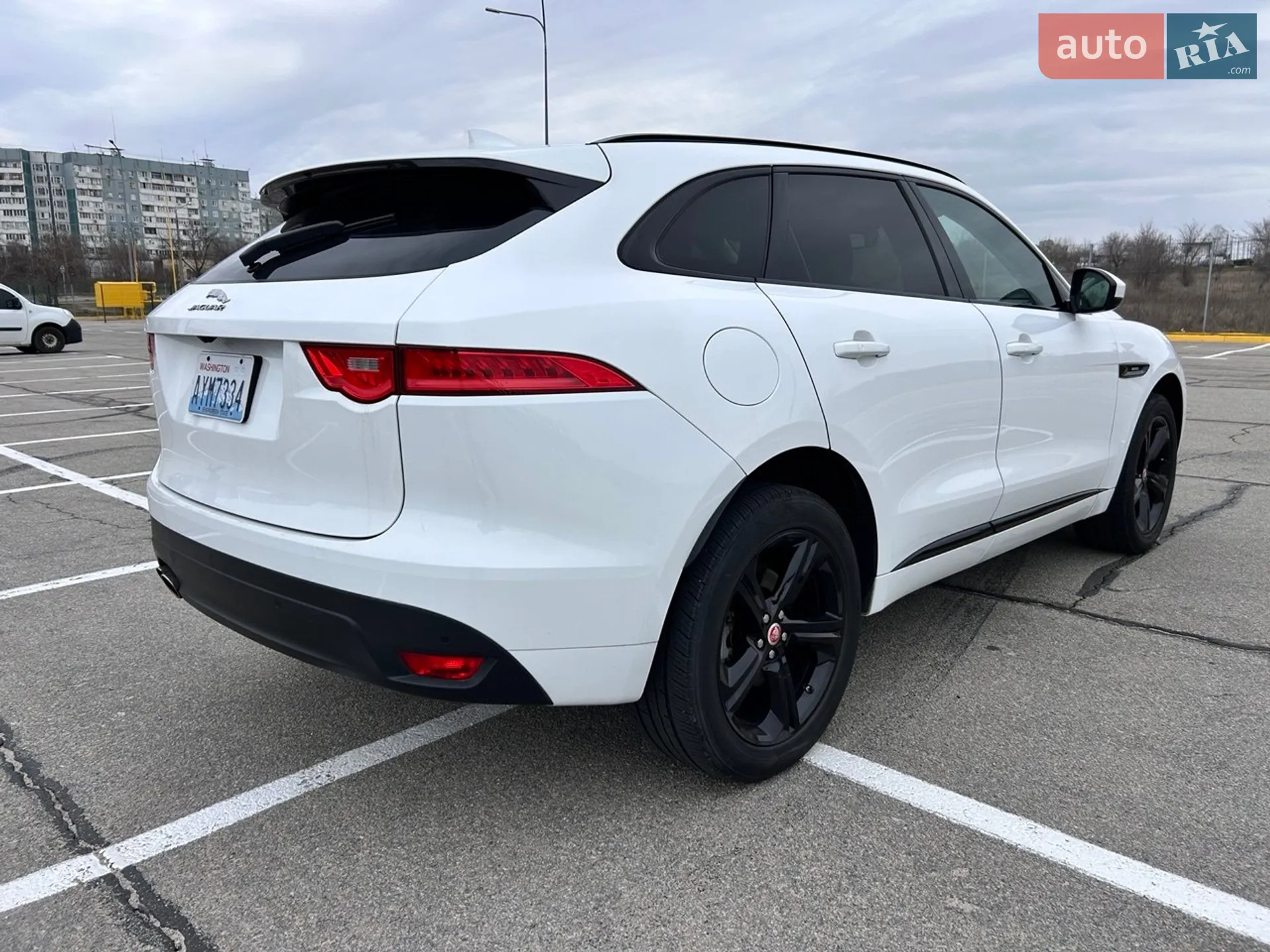 2017 Jaguar F-Pace - мініатюра 2