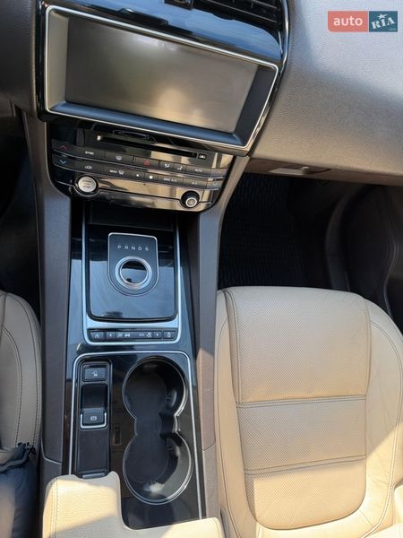 Позашляховик / Кросовер Jaguar F-Pace 2017 в Харкові фото 8 Позашляховик / Кросовер Jaguar F-Pace 2017 в Харкові