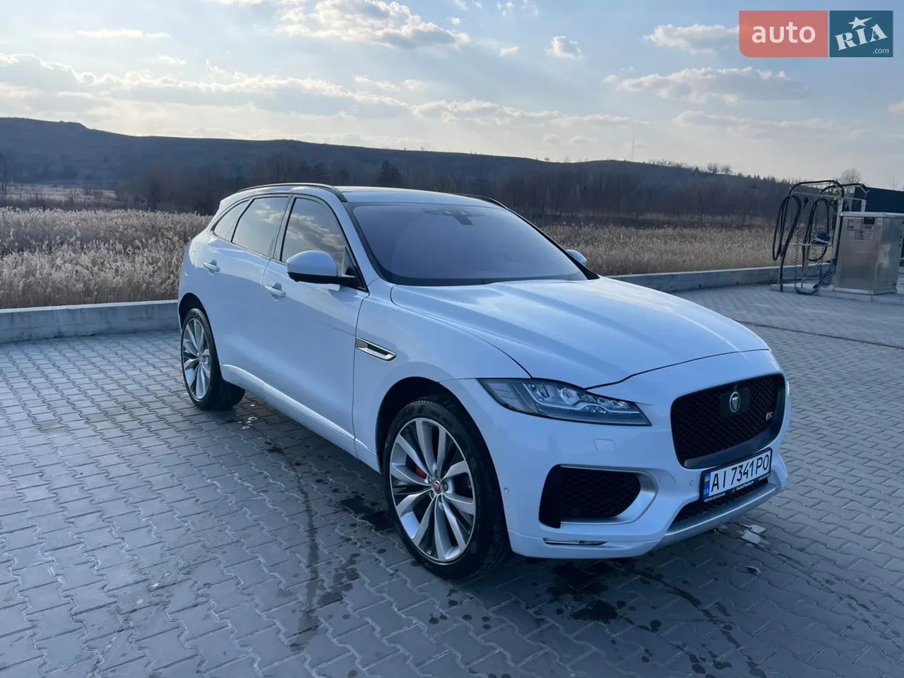 2016 Jaguar F-Pace - мініатюра 25