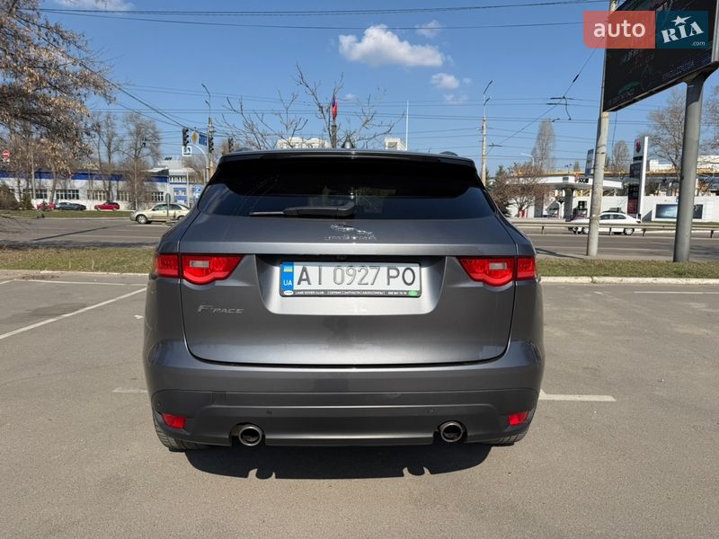 Внедорожник / Кроссовер Jaguar F-Pace 2016 в Киеве
