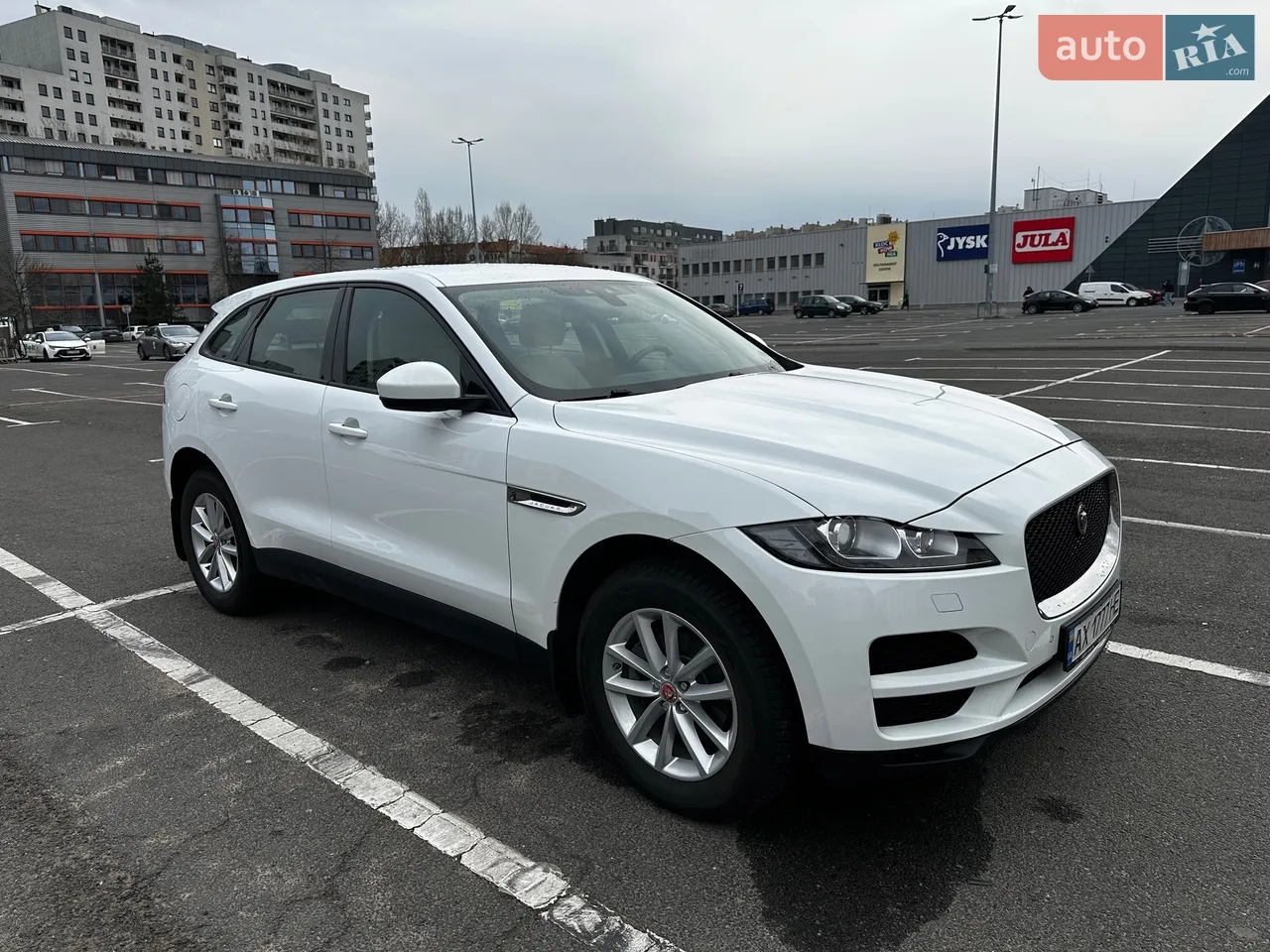 2018 Jaguar F-Pace - мініатюра 14