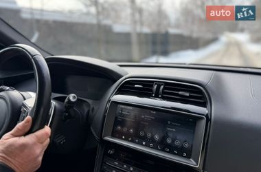 Внедорожник / Кроссовер Jaguar F-Pace 2017 в Киеве
