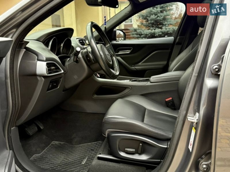 Позашляховик / Кросовер Jaguar F-Pace 2016 в Києві фото 22 Позашляховик / Кросовер Jaguar F-Pace 2016 в Києві