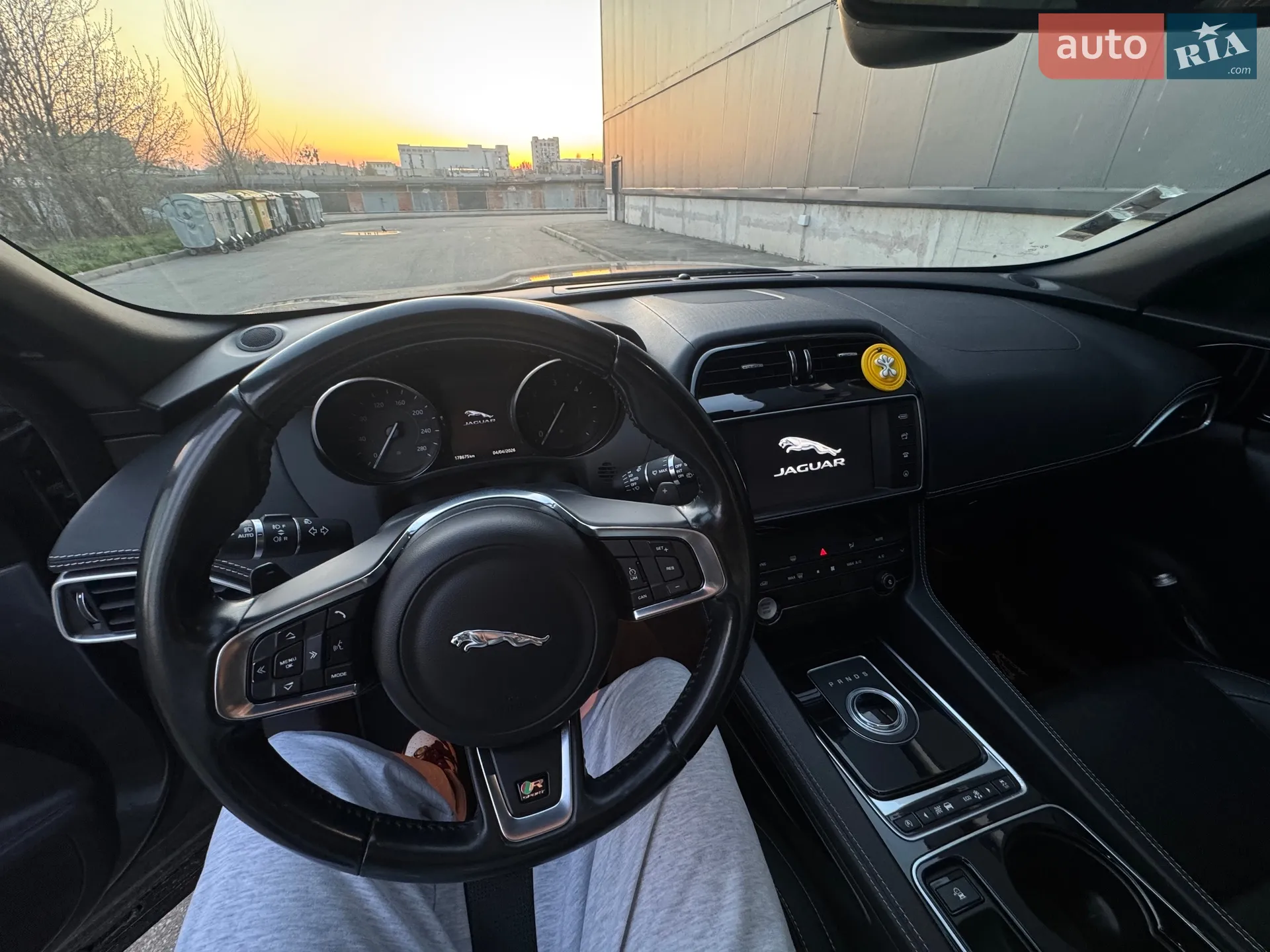 2016 Jaguar F-Pace - мініатюра 24