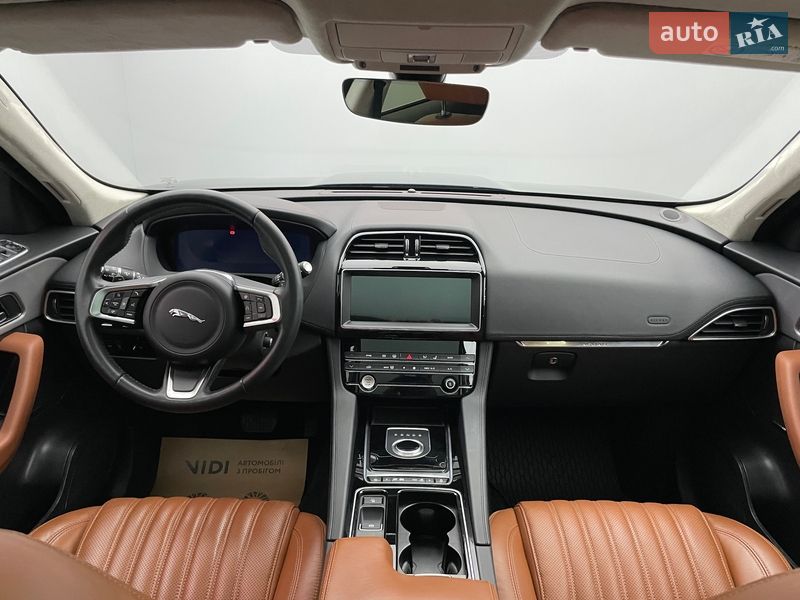 Внедорожник / Кроссовер Jaguar F-Pace 2019 в Киеве