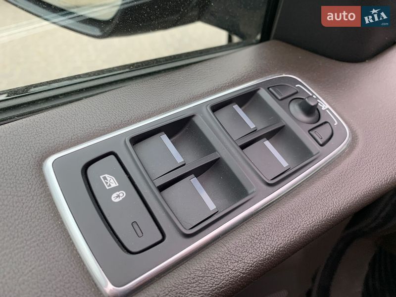 Внедорожник / Кроссовер Jaguar F-Pace 2018 в Нестерварке фото 29 Внедорожник / Кроссовер Jaguar F-Pace 2018 в Нестерварке